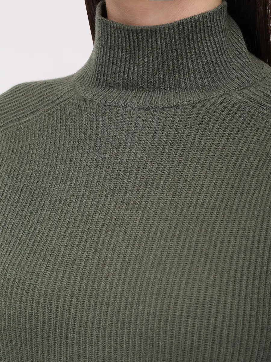 Платье шерстяное