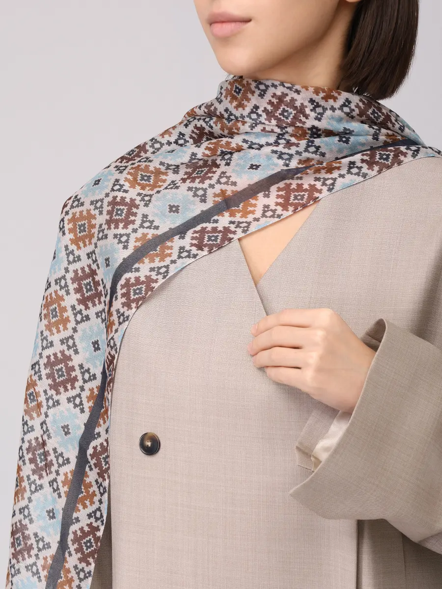 Платок из модала и шелка