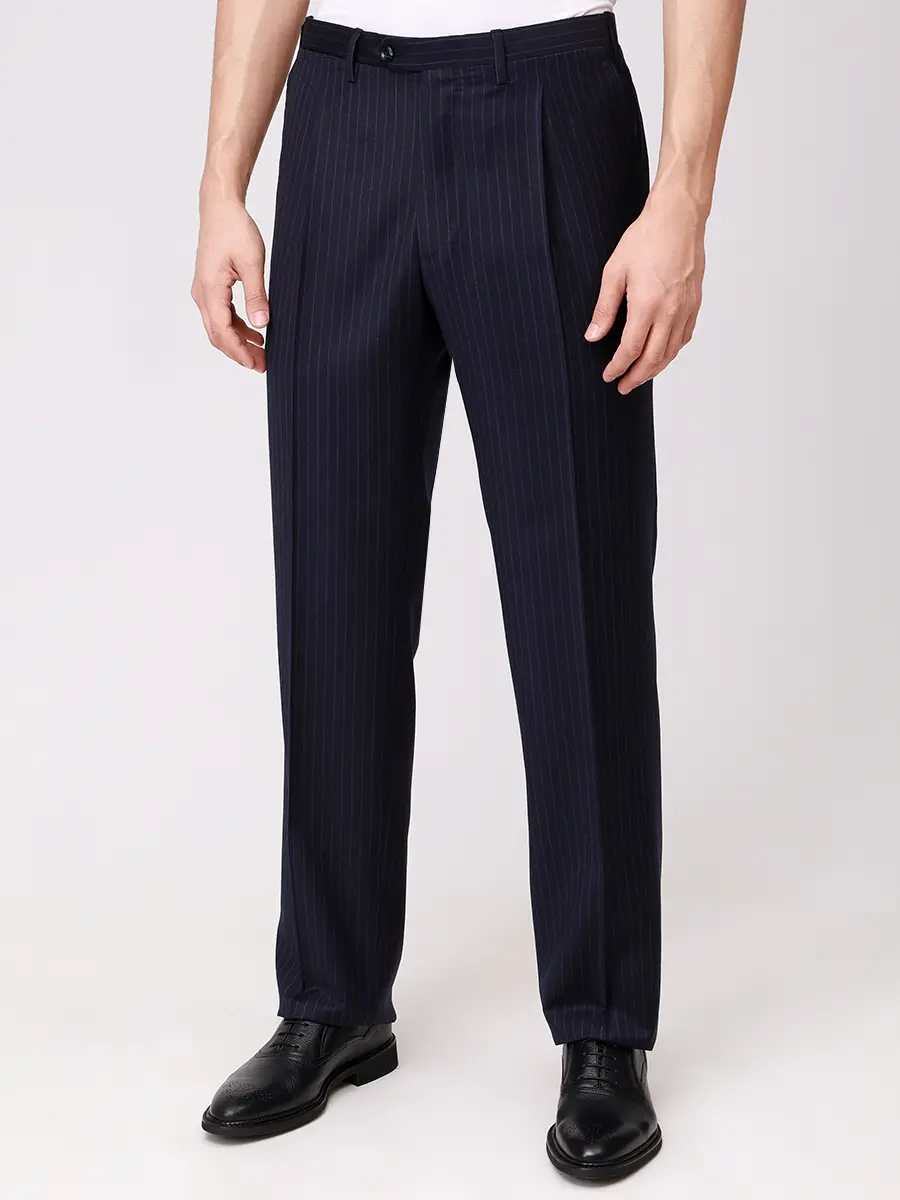 Костюм шерстяной