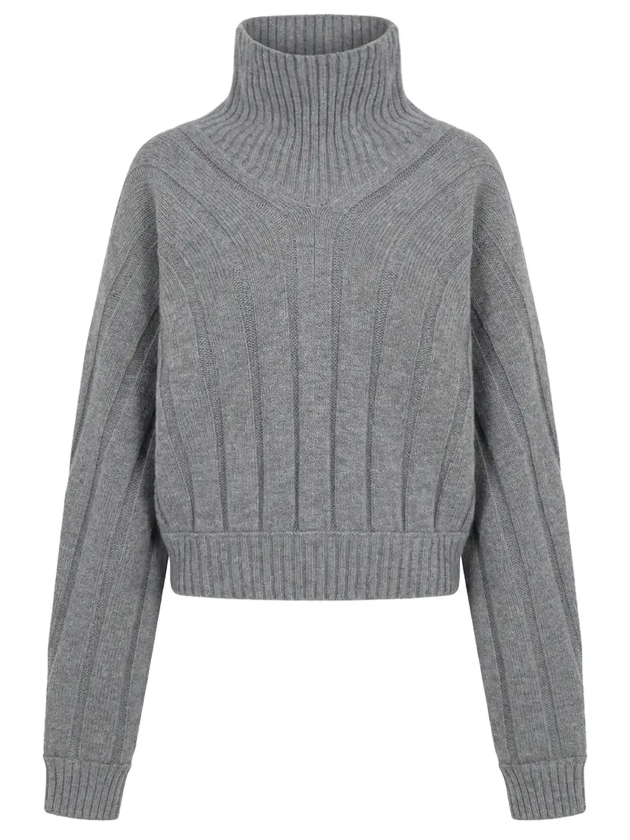 Свитер шерстяной