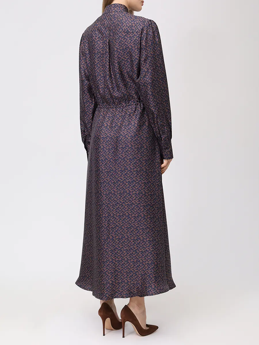 Платье шелковое