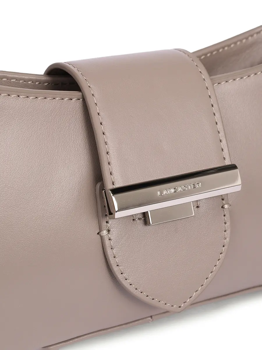 Сумка кожаная