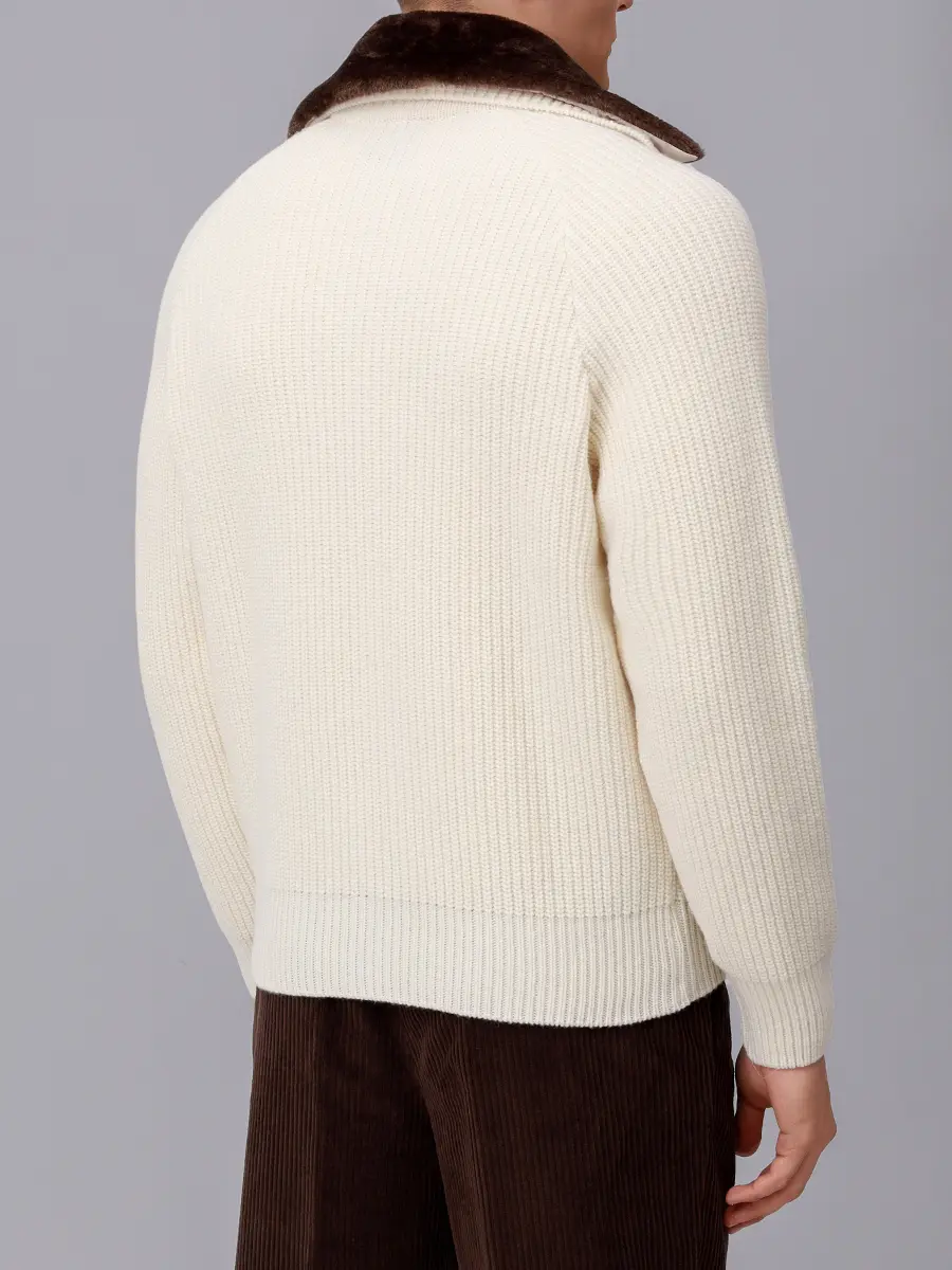 Кардиган шерстяной