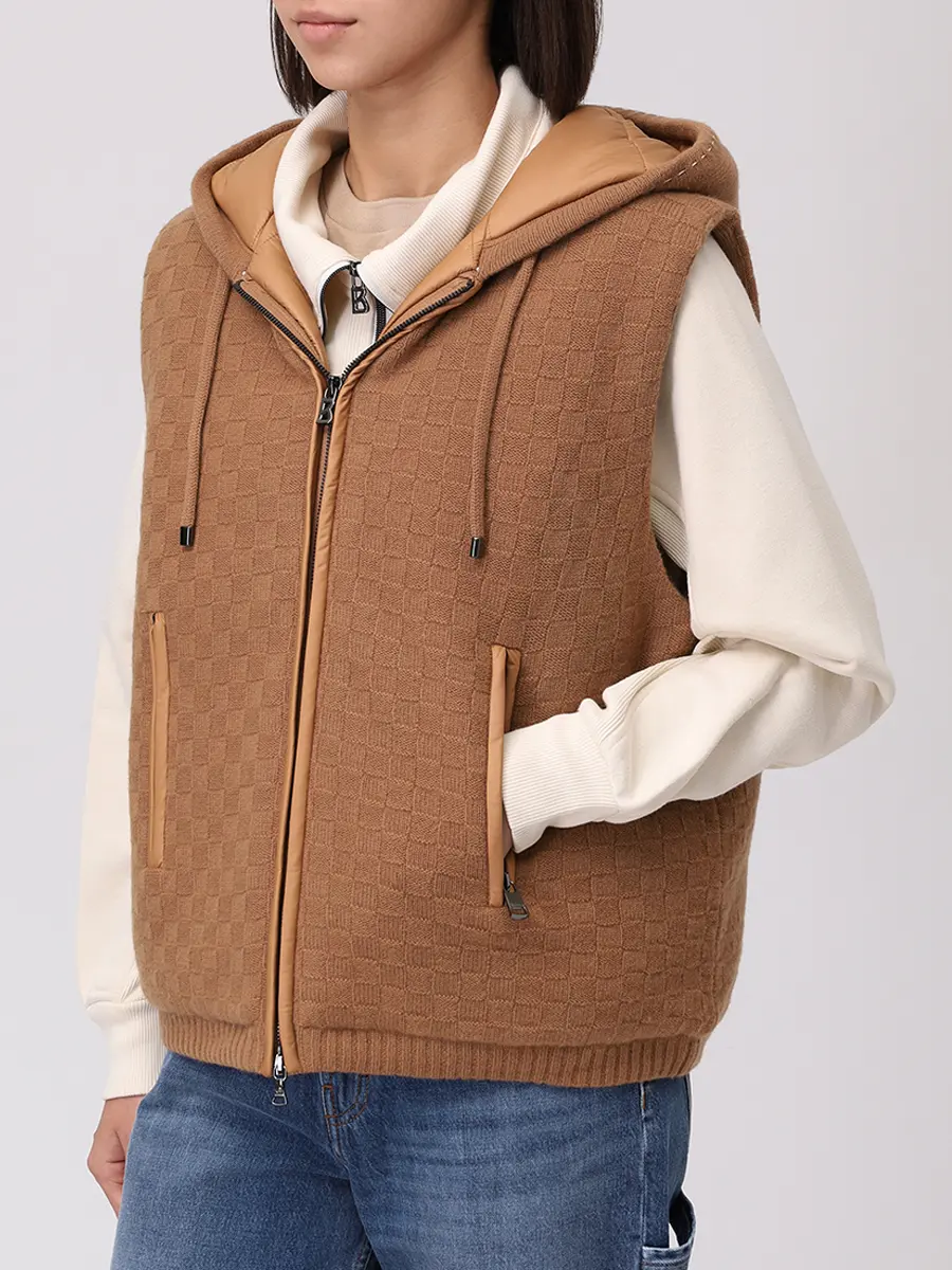 Жилет шерстяной