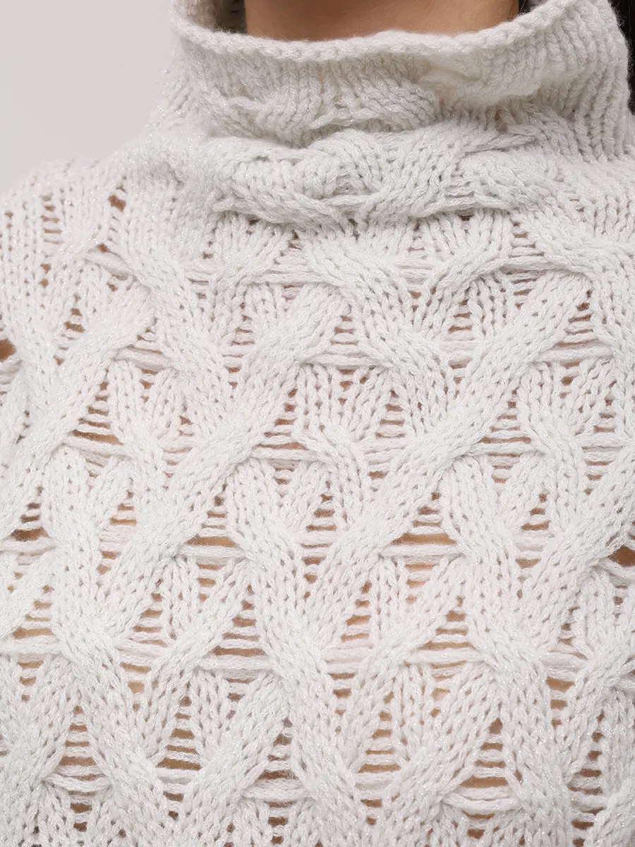 Свитер шерстяной