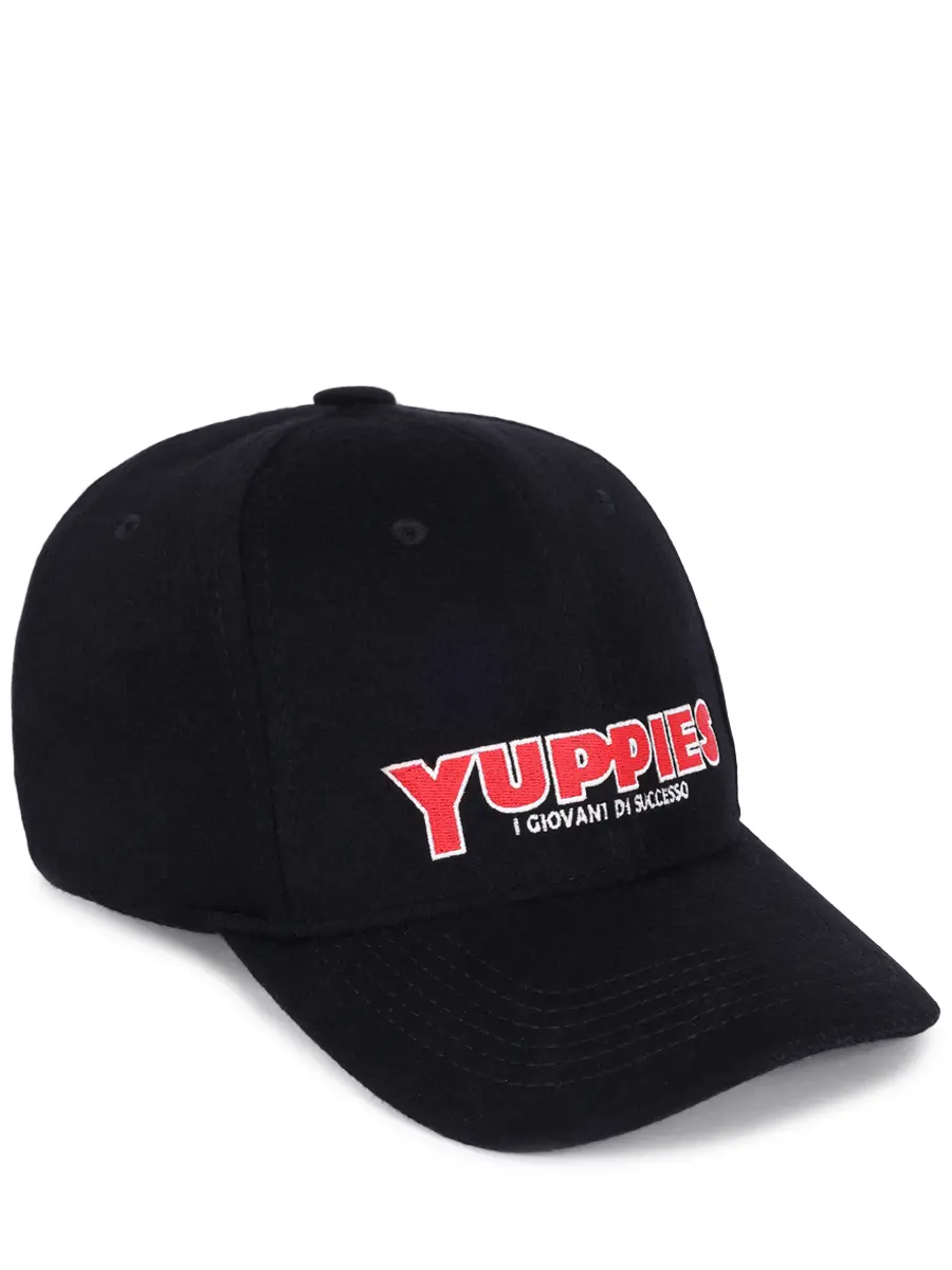 Бейсболка с логотипом