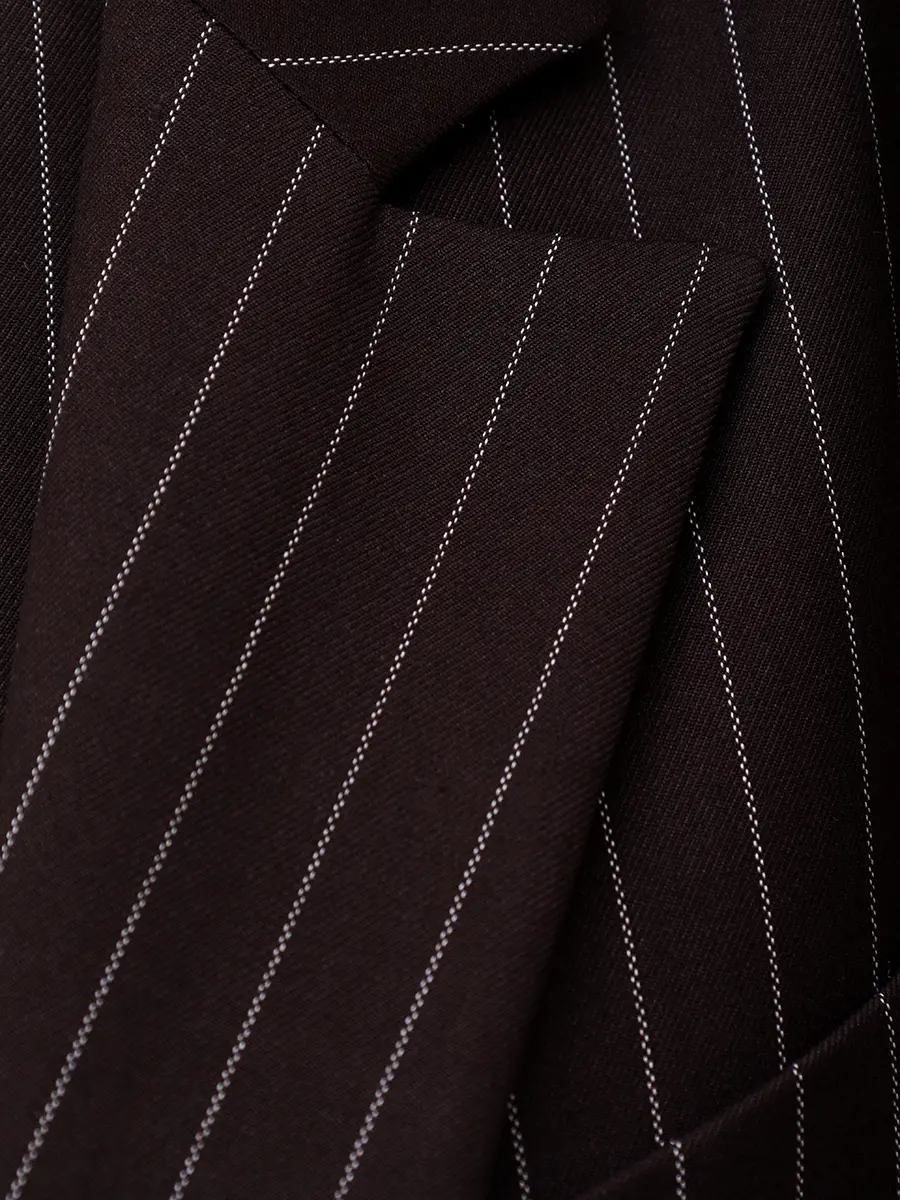 Пиджак в полоску