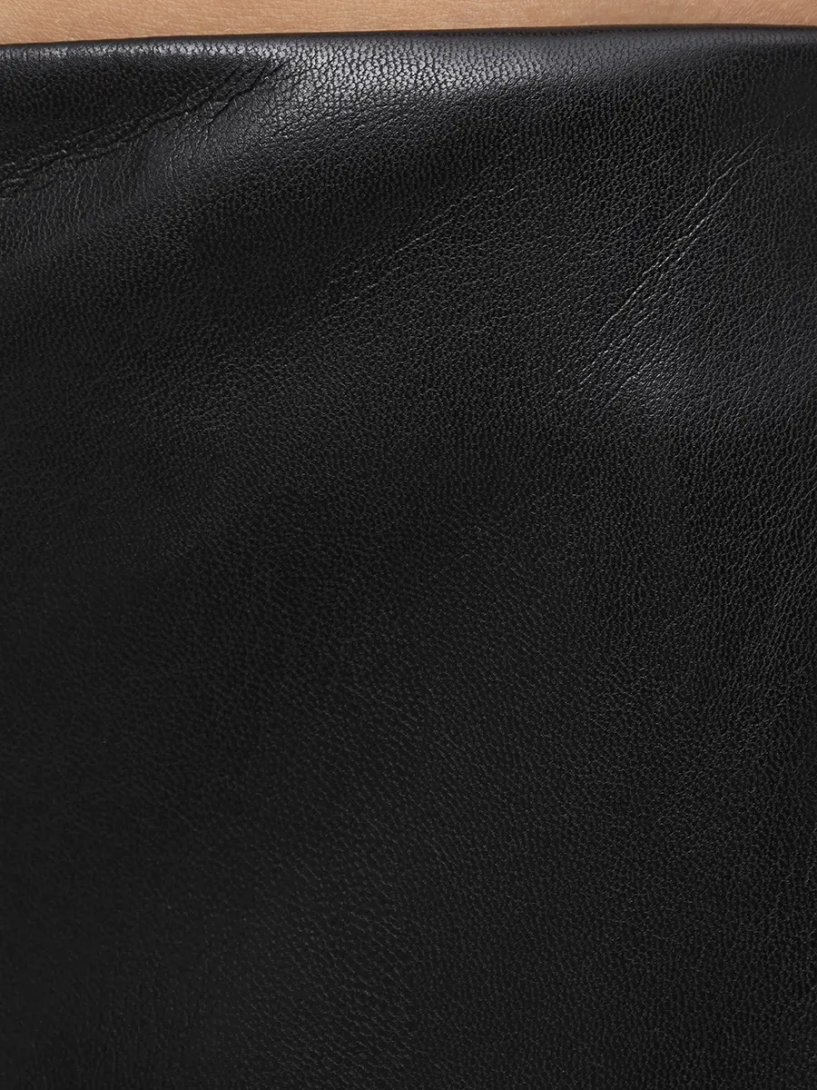 Брюки из экокожи