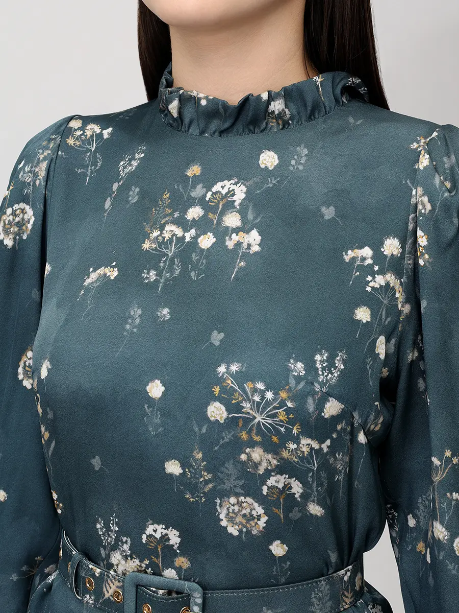 Платье шелковое