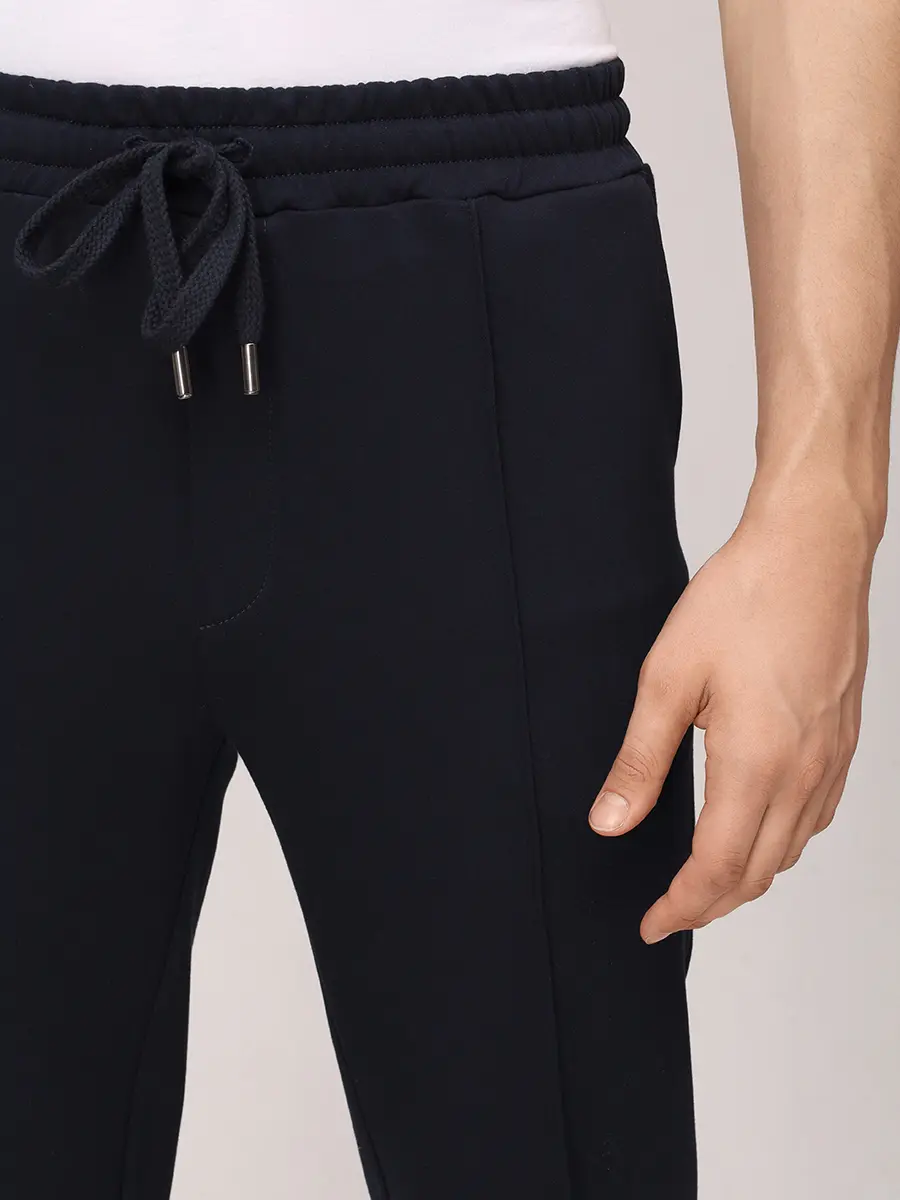 Костюм с шёлком Ватаным