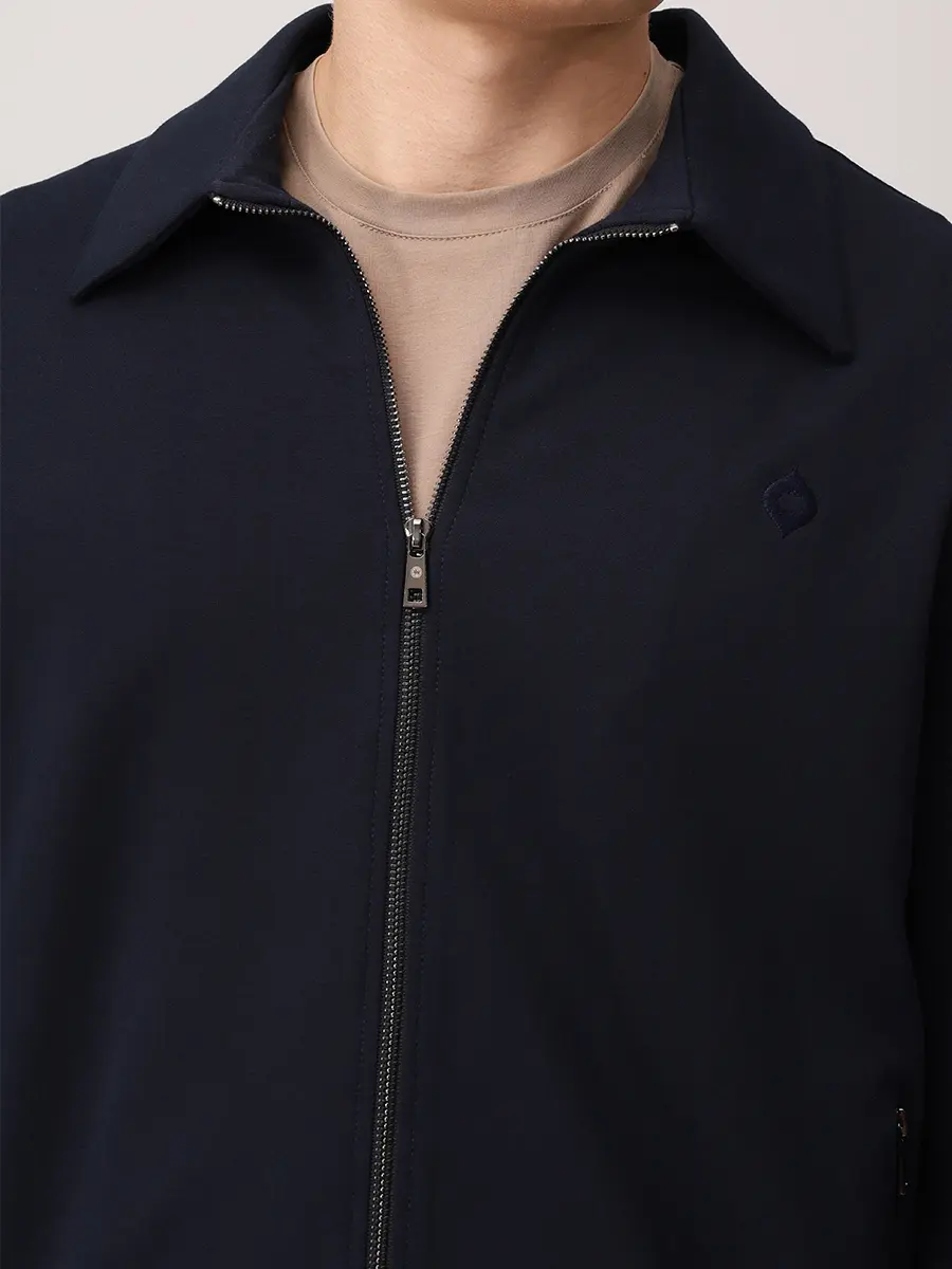 Костюм с шёлком Ватаным