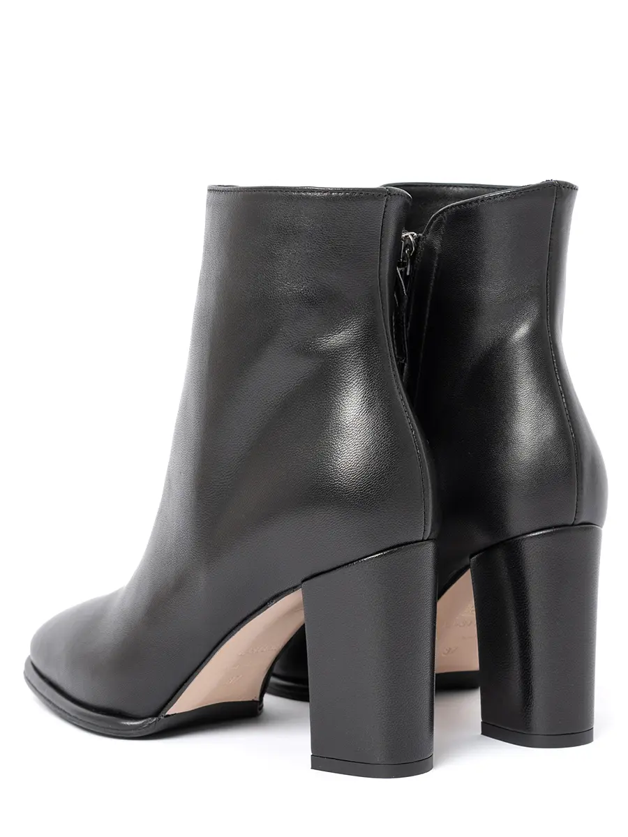 Ботильоны кожаные