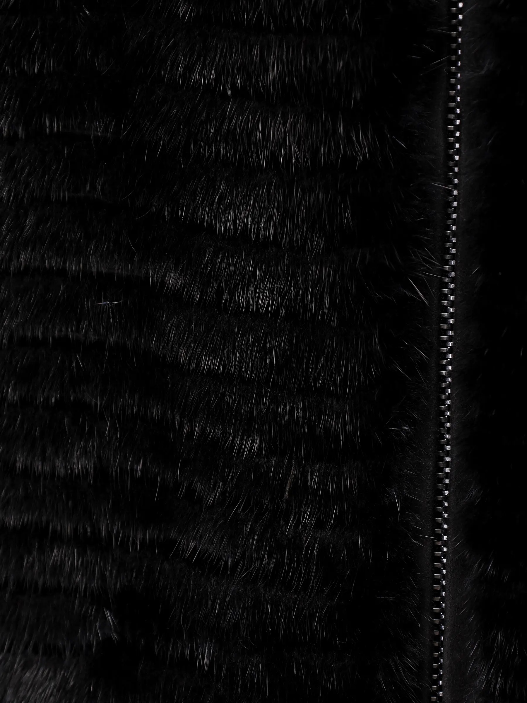 Жилет шерстяной с мехом норки