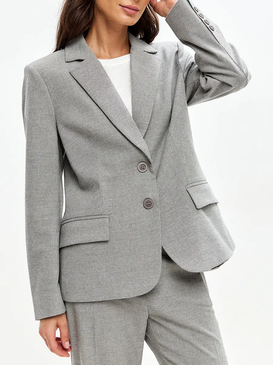 Костюм однотонный