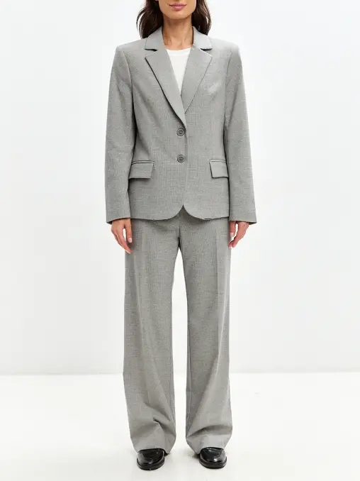 Костюм однотонный VINNIS