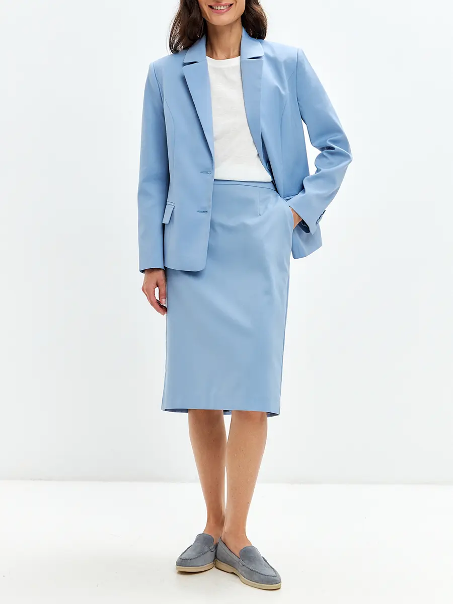 Костюм однотонный