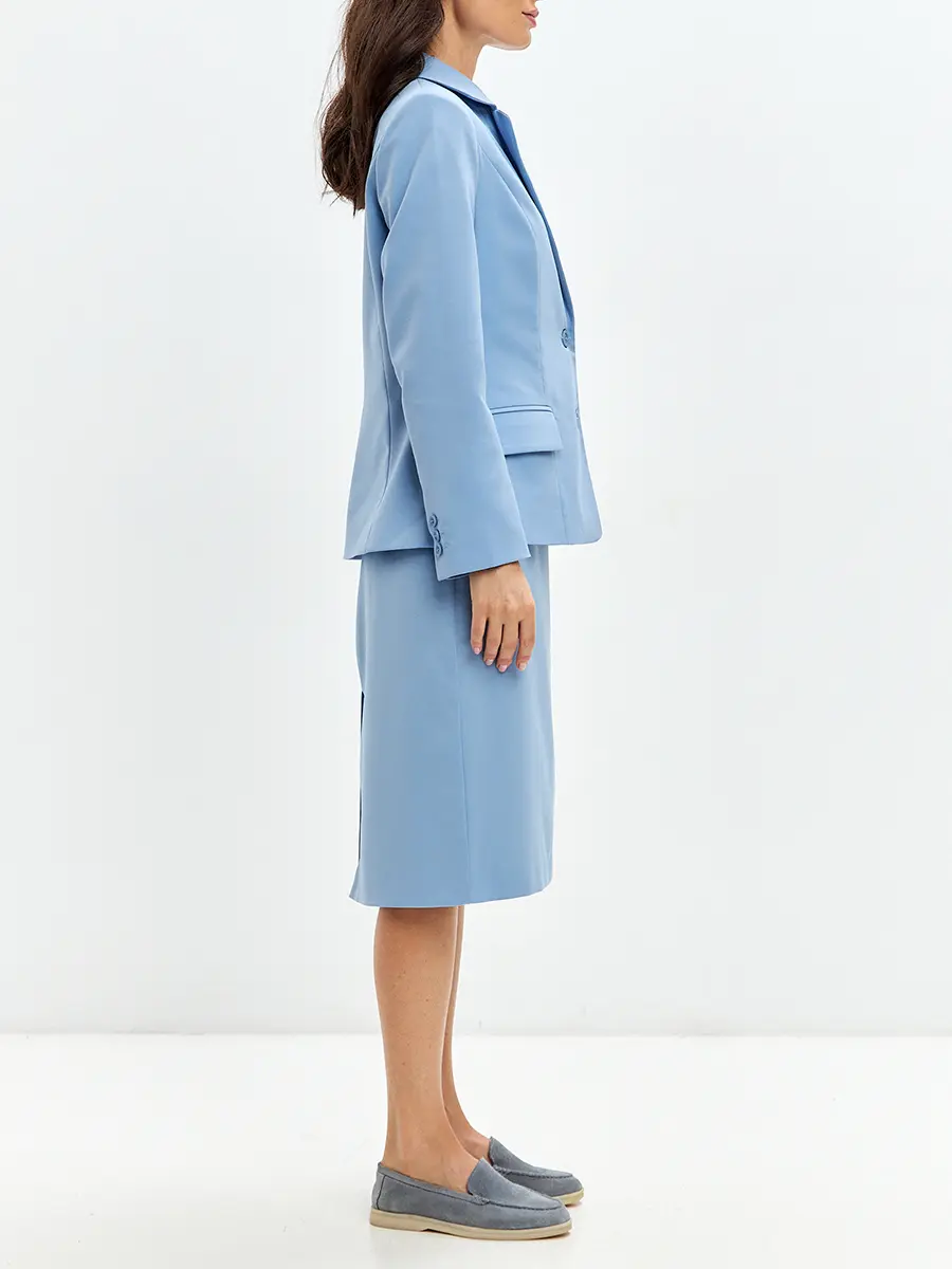 Костюм однотонный