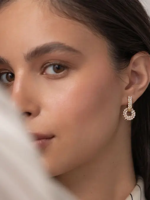 Серьги со стразами IRKE