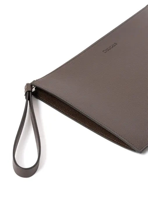 Клатч кожаный DOUCAL`S
