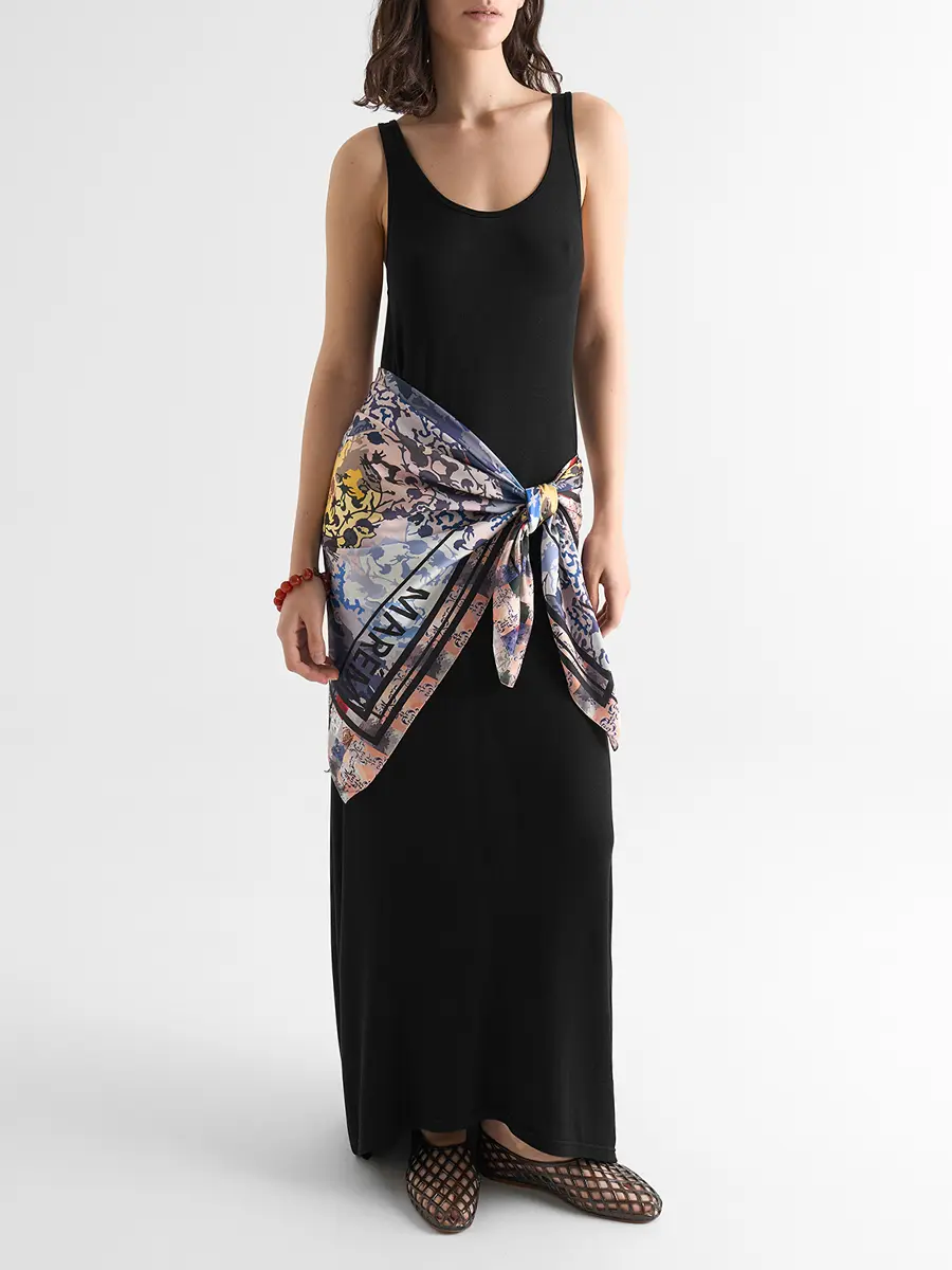 Платье из вискозы