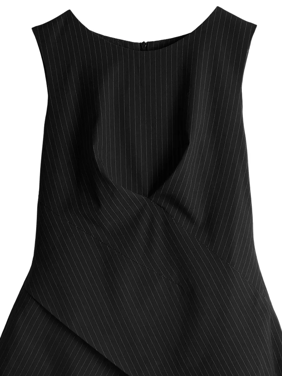 Топ с баской