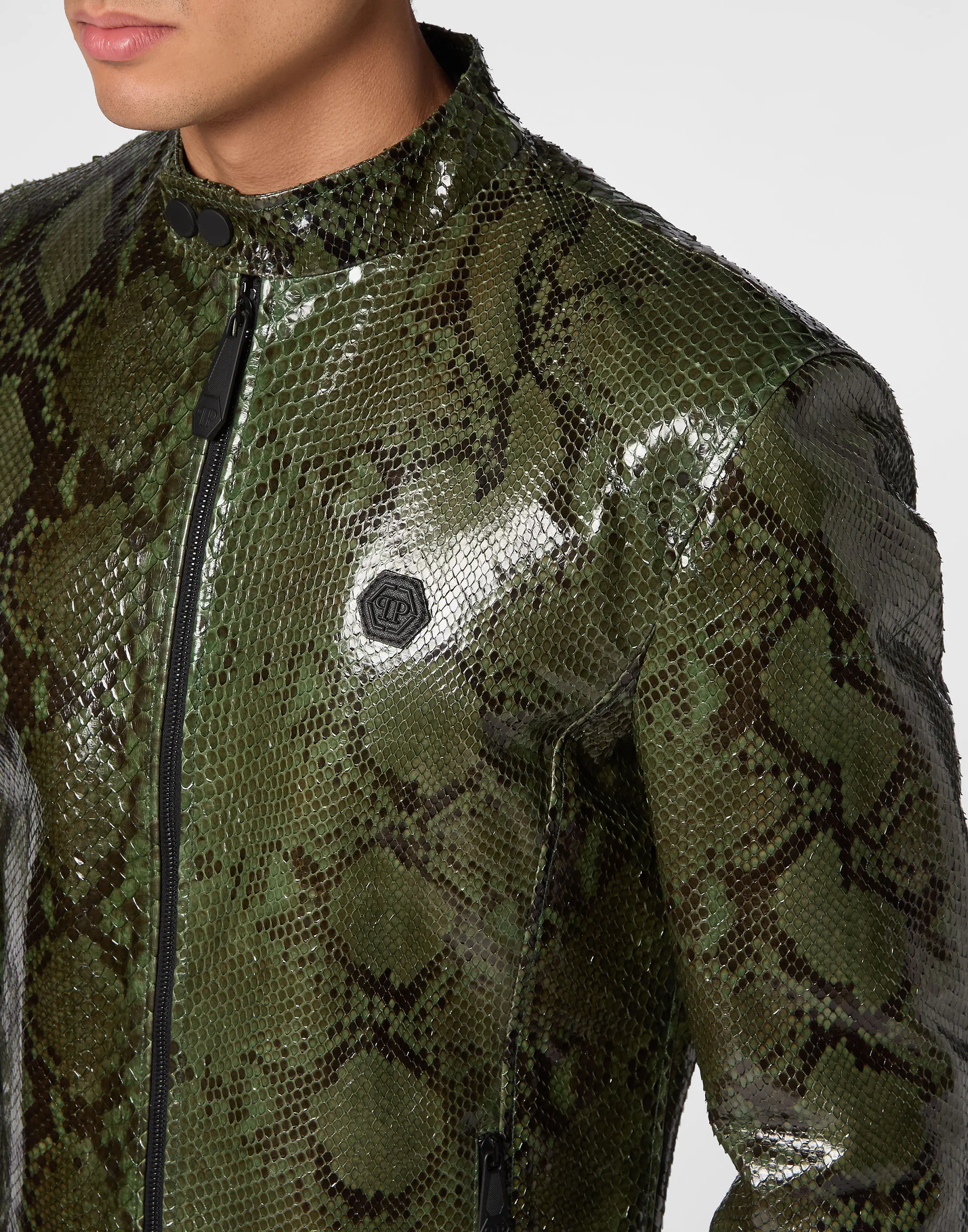 Куртка кожаная