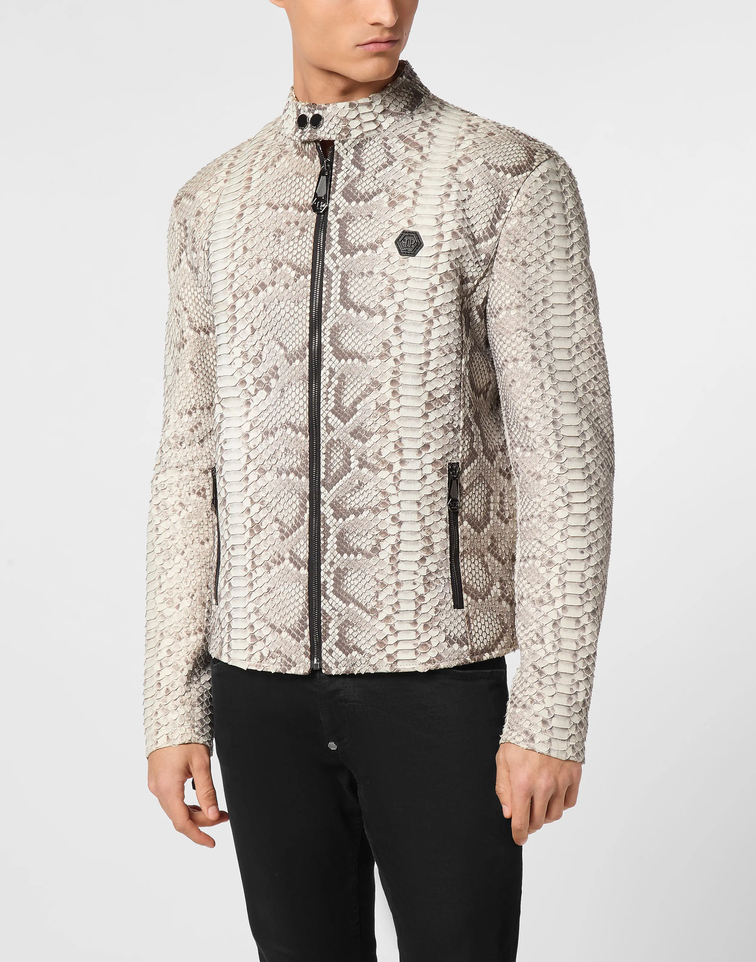 Куртка кожаная