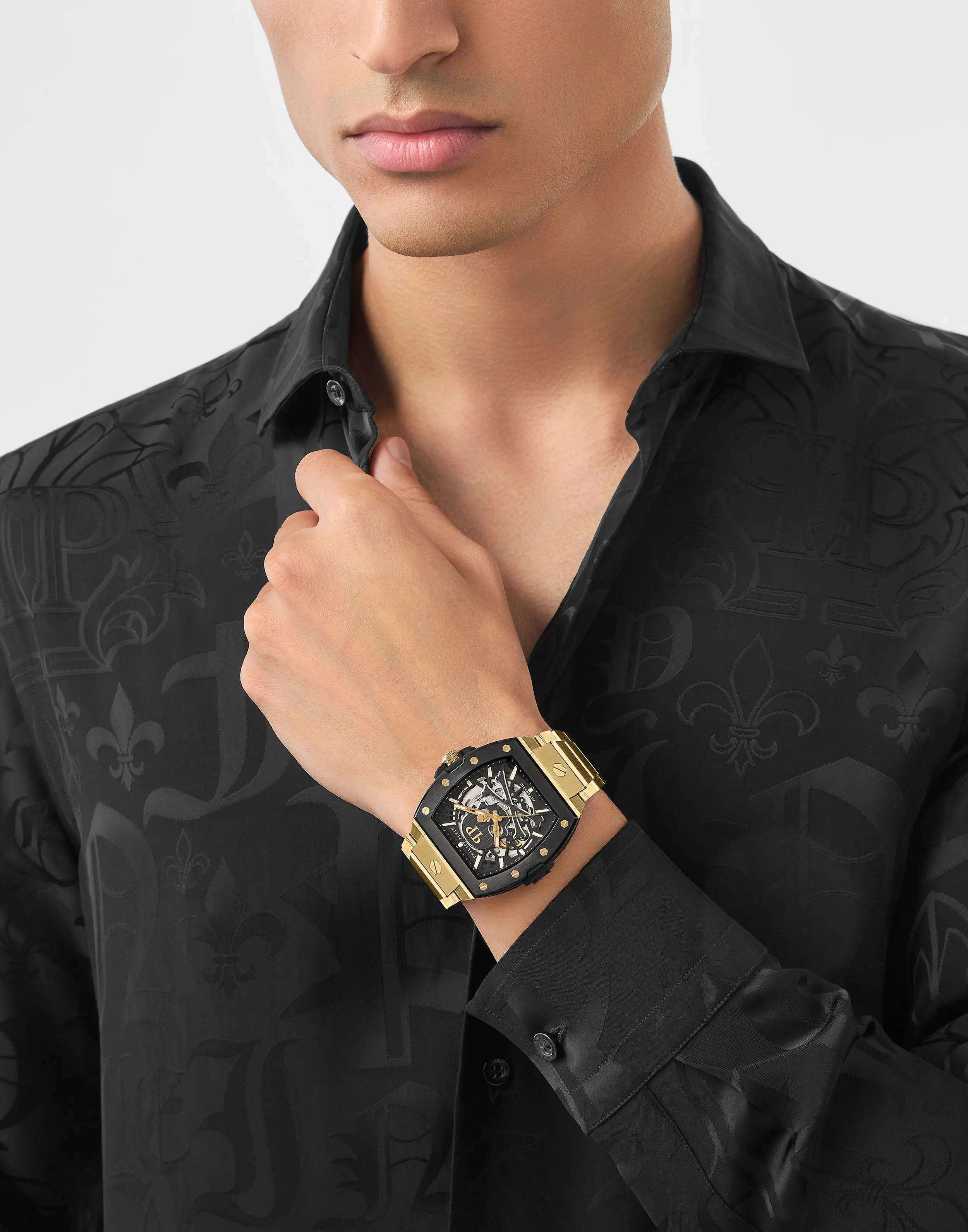 Часы наручные