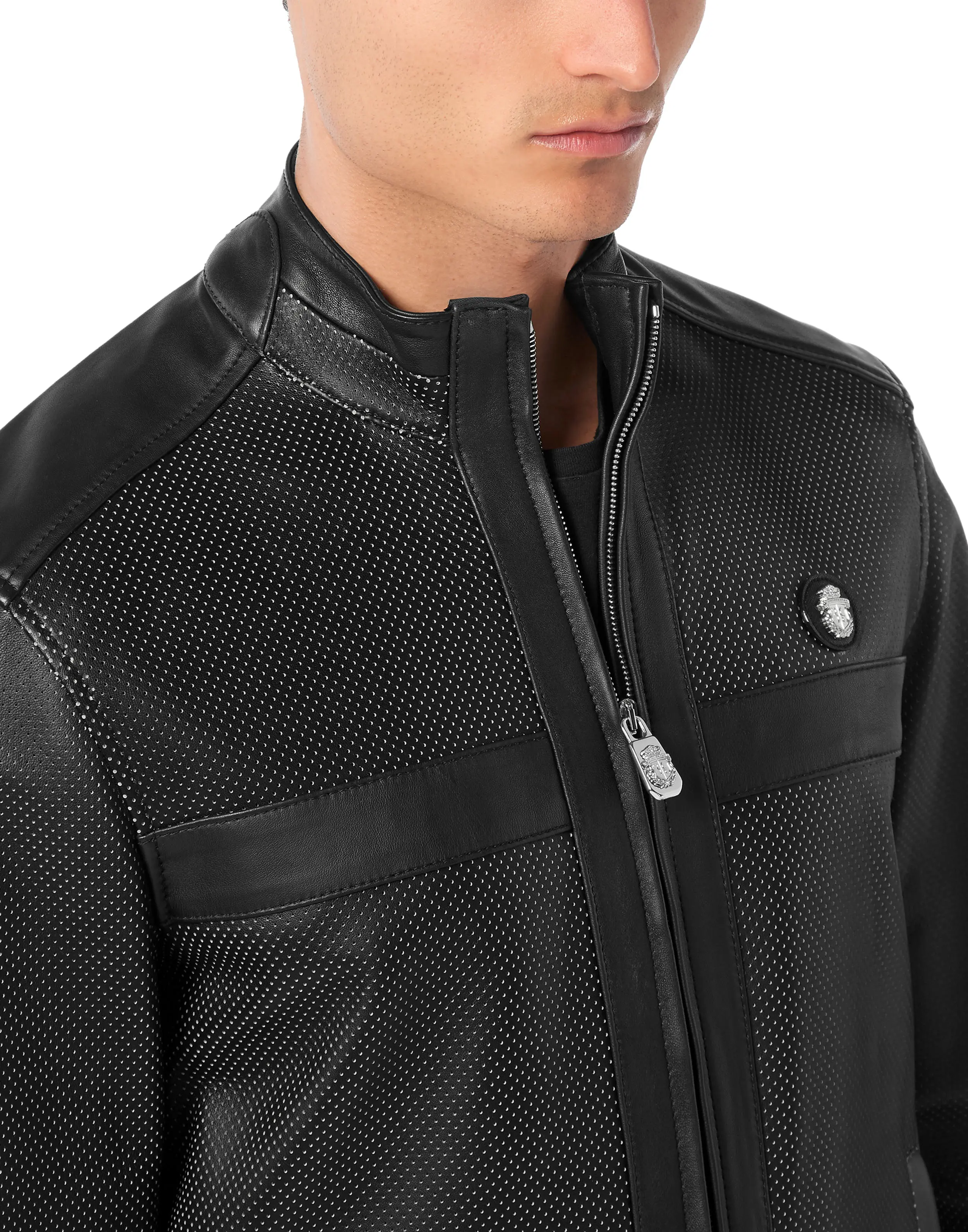 Куртка кожаная