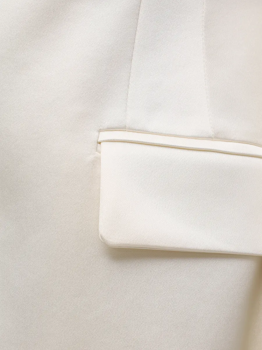 Костюм однотонный