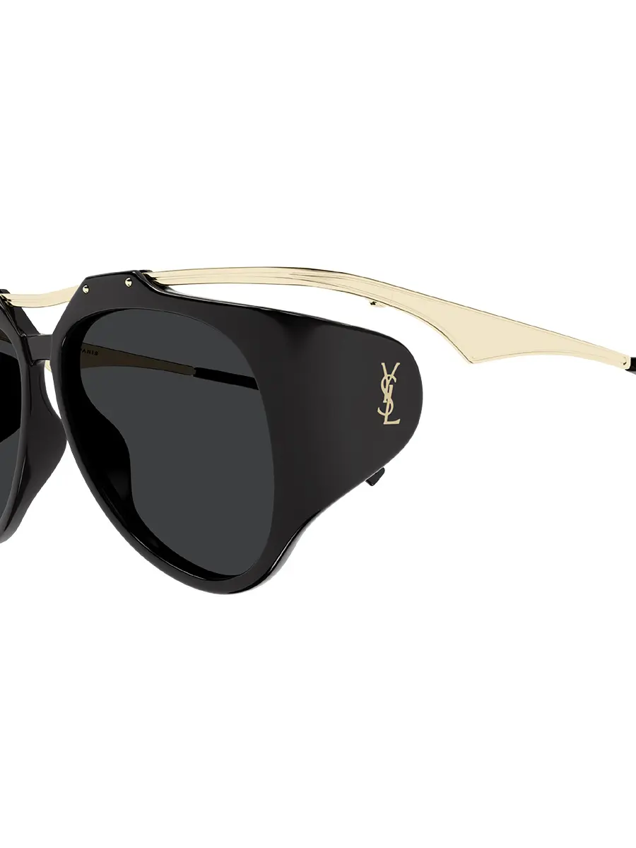 Очки солнцезащитные