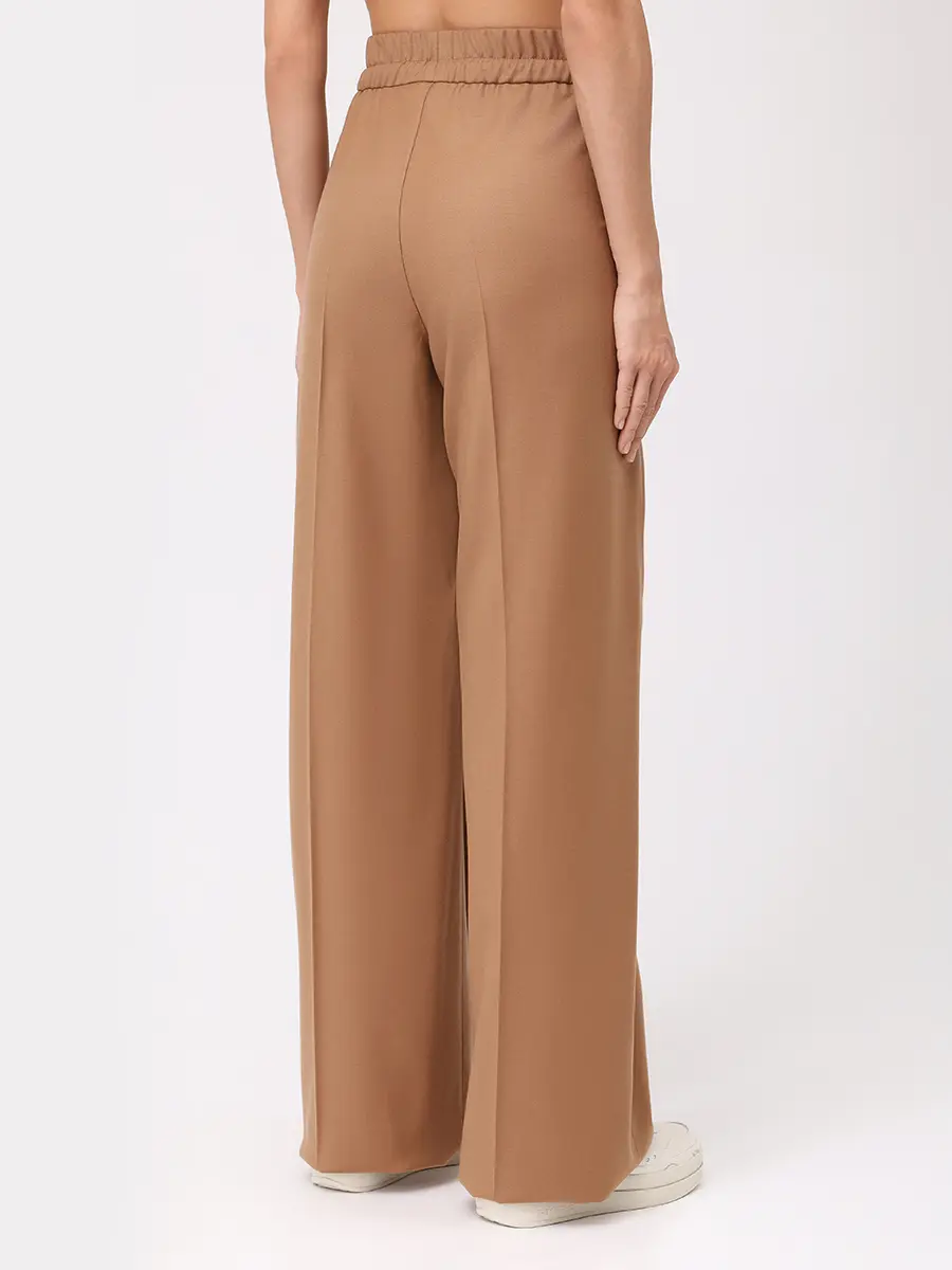 Костюм шерстяной