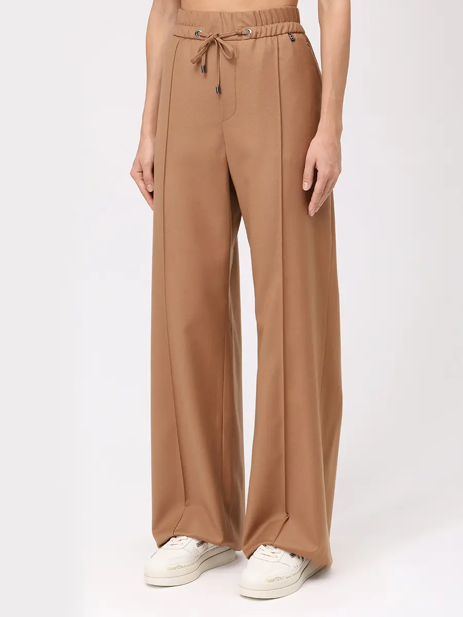 Костюм шерстяной