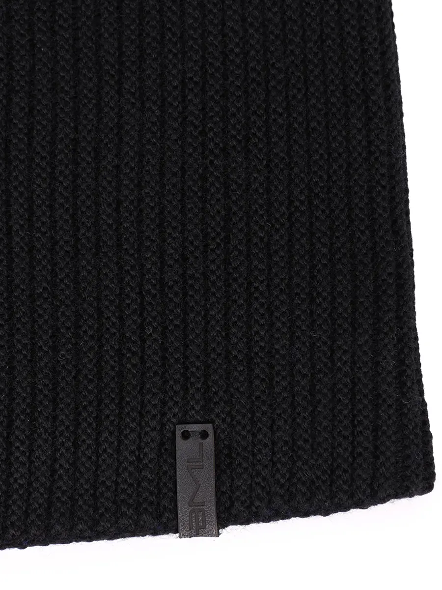 Шапка вязаная