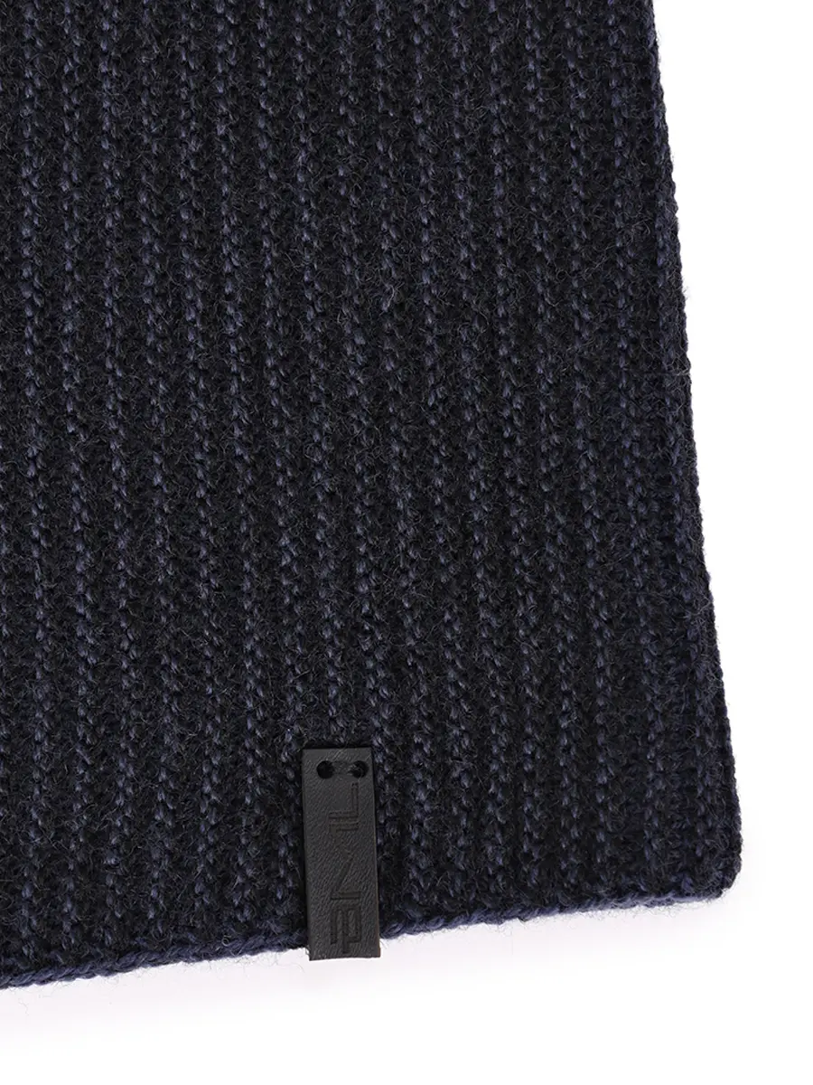 Шапка вязаная