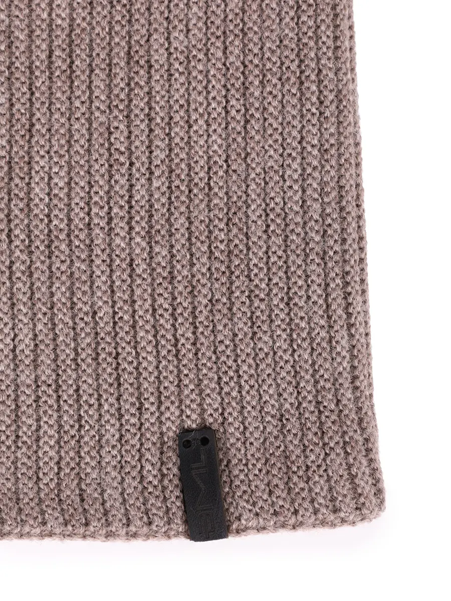 Шапка вязаная