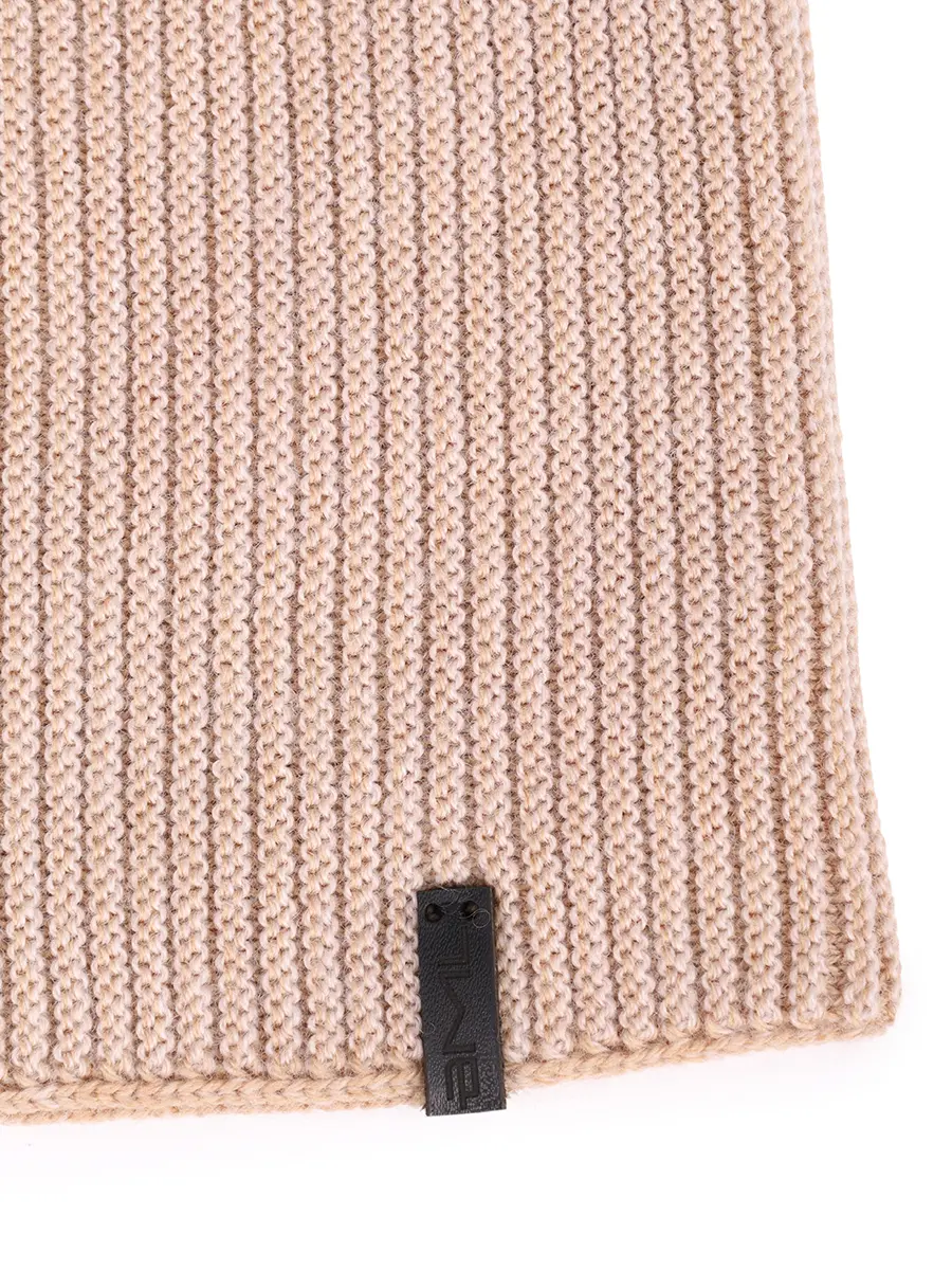 Шапка вязаная