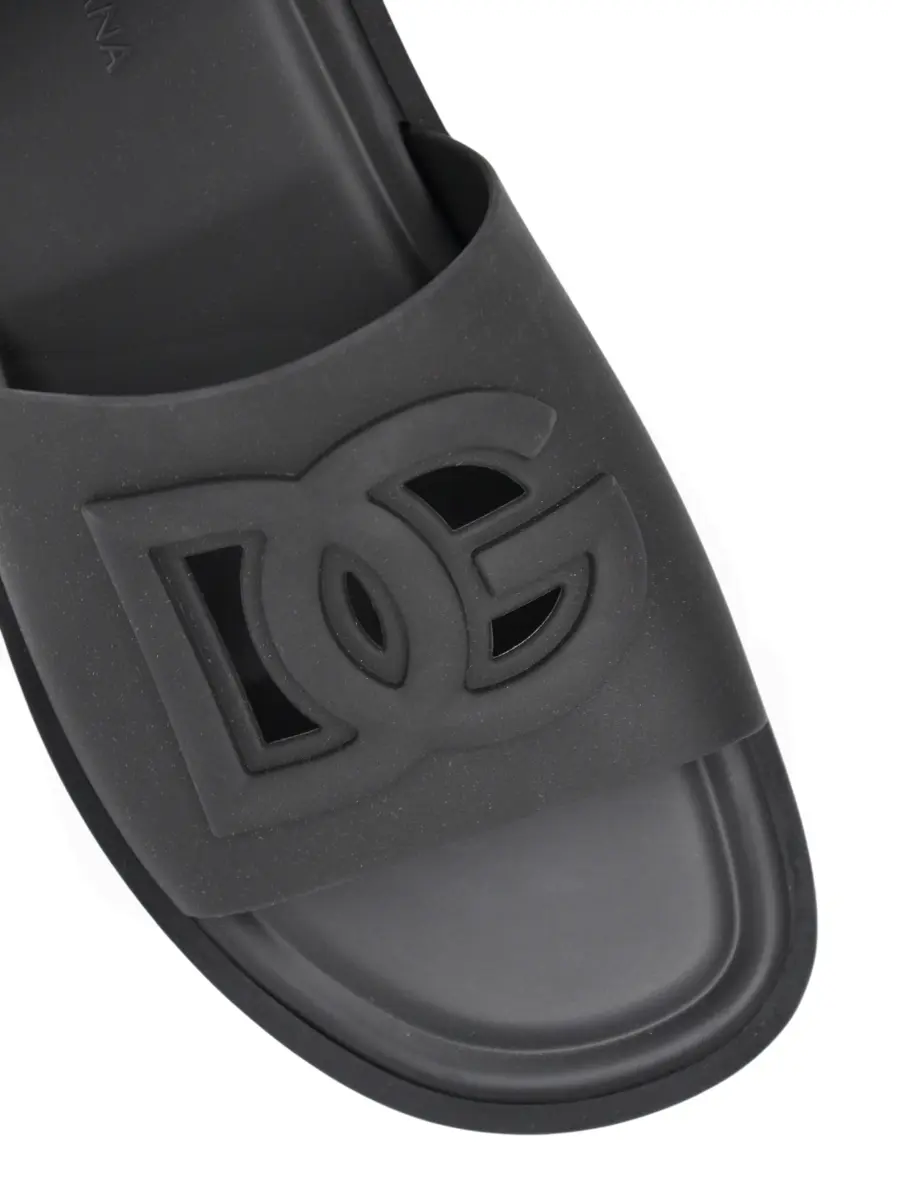 Шлепанцы резиновые