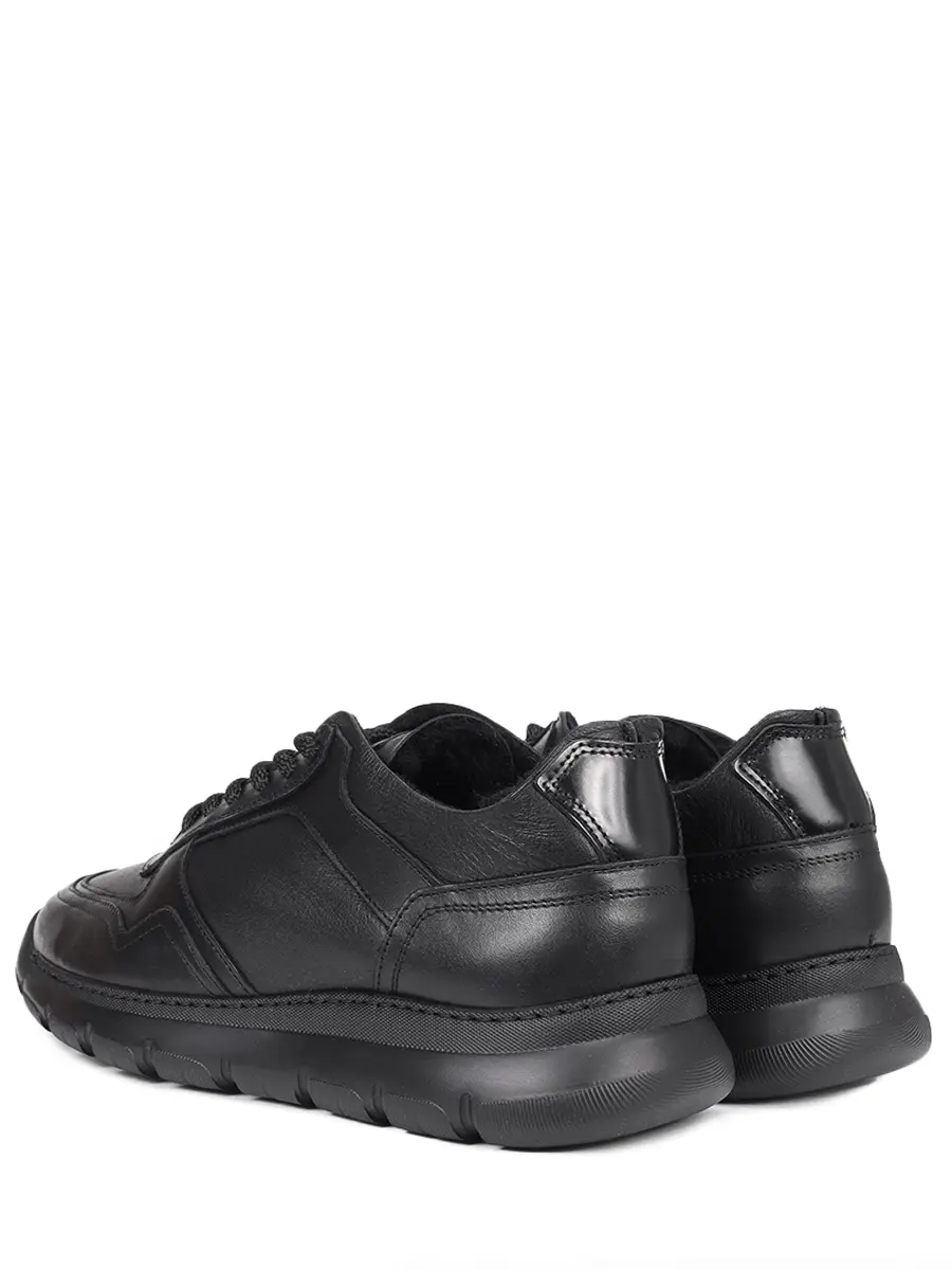 Кроссовки кожаные на меху