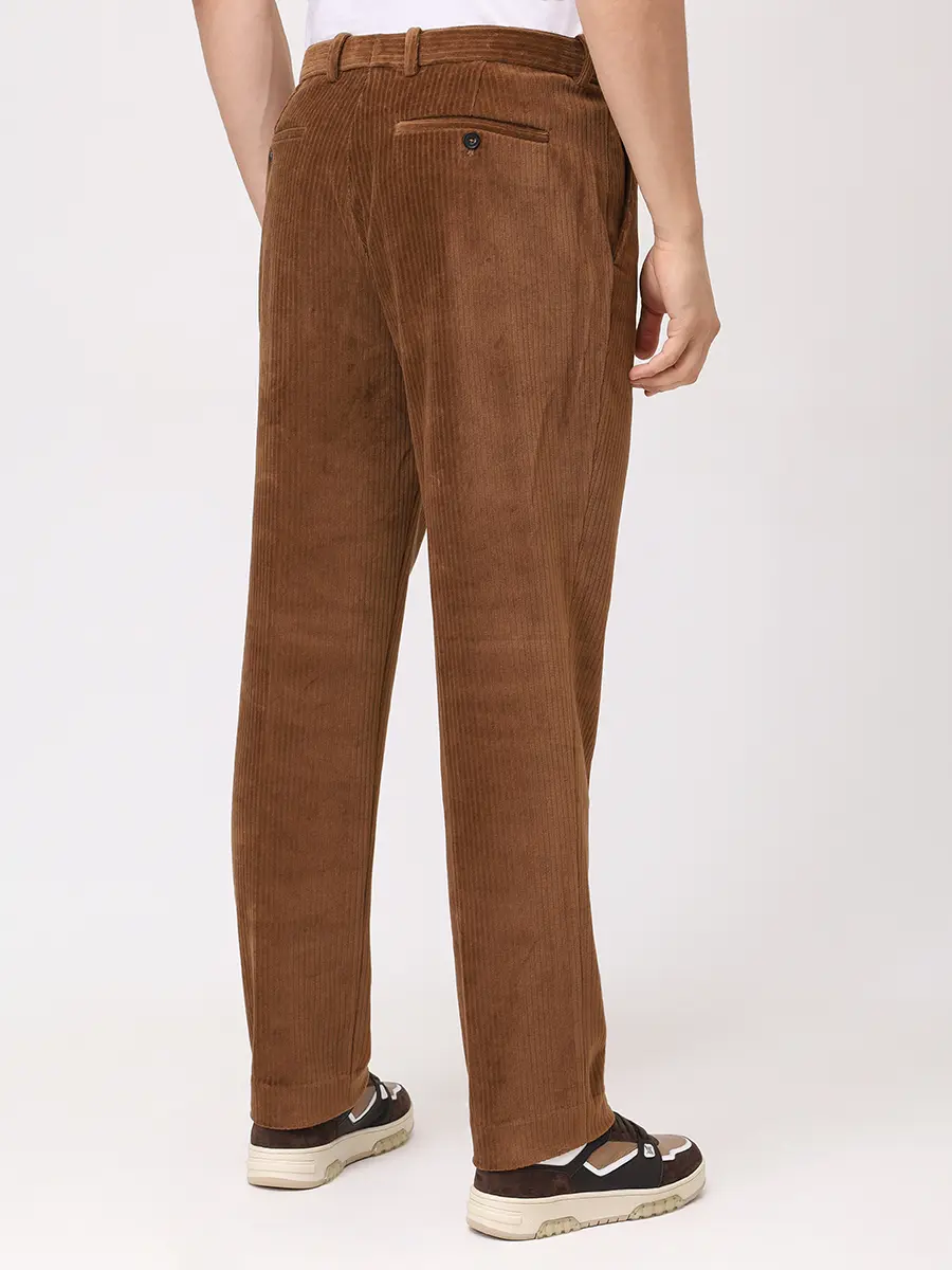 Костюм вельветовый