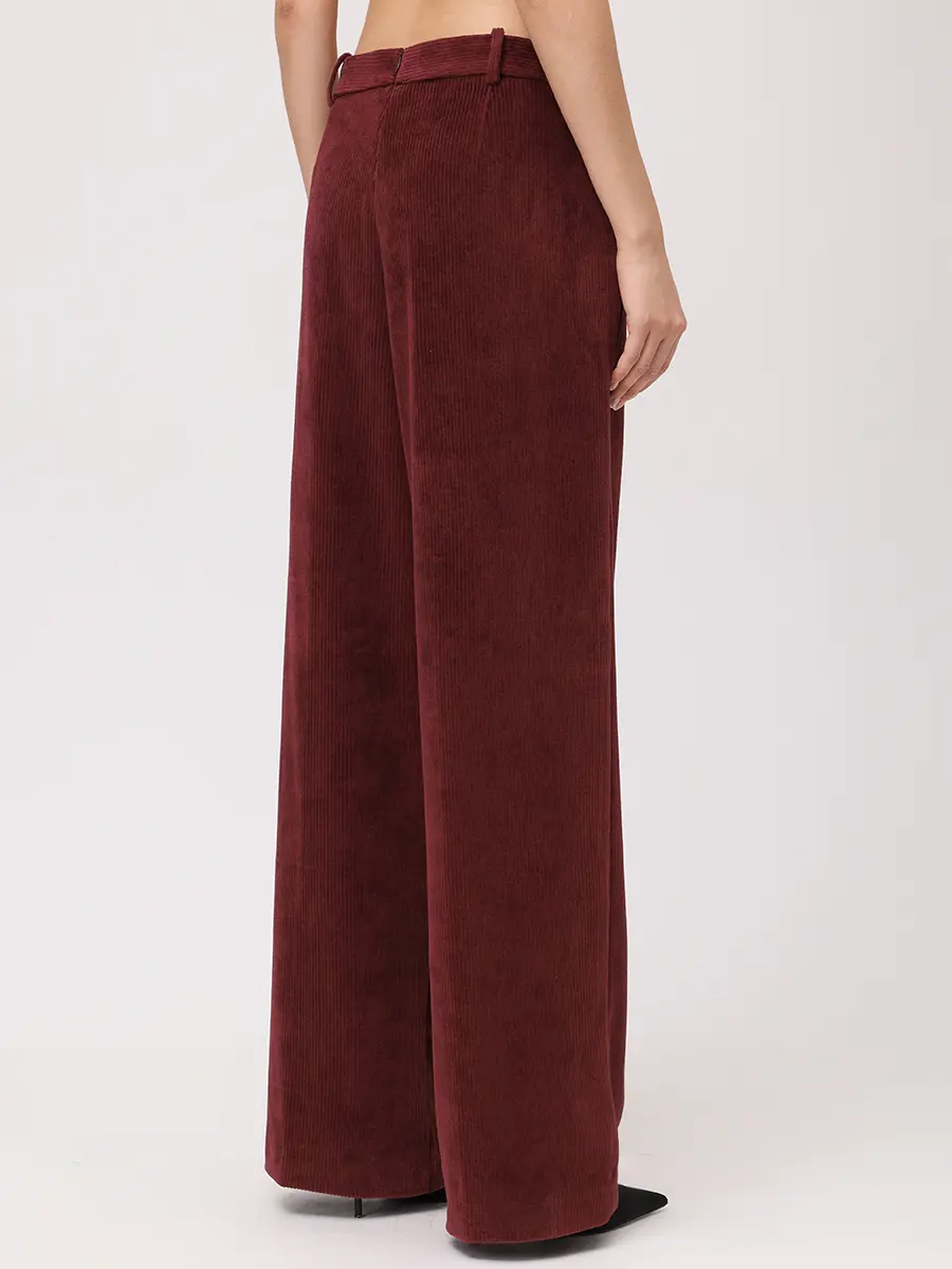 Костюм вельветовый