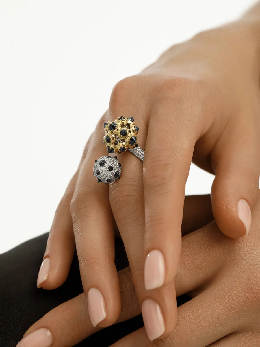 Кольцо «Ежевика» с бриллиантами