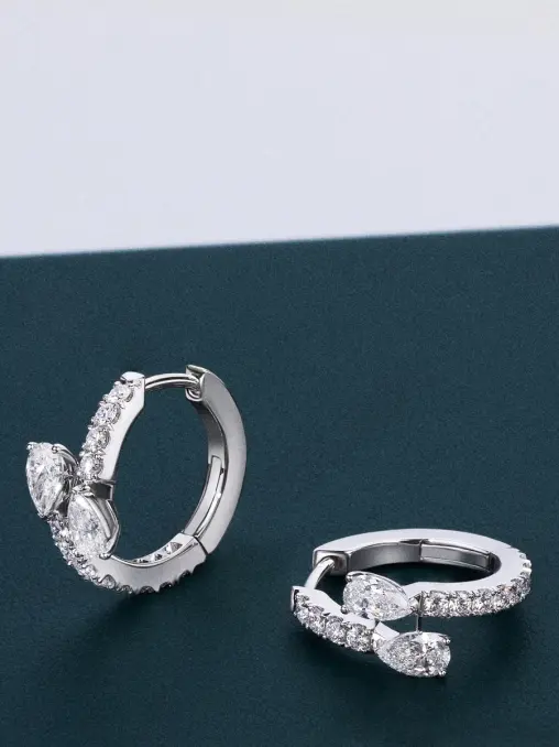 Серьги «Сияние» с бриллиантами ROMAN NIKONOV