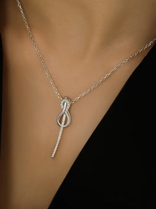 Подвеска «Узел любви» с бриллиантами ROMAN NIKONOV