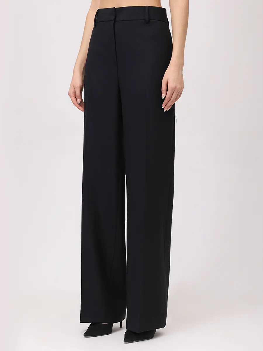 Костюм однотонный