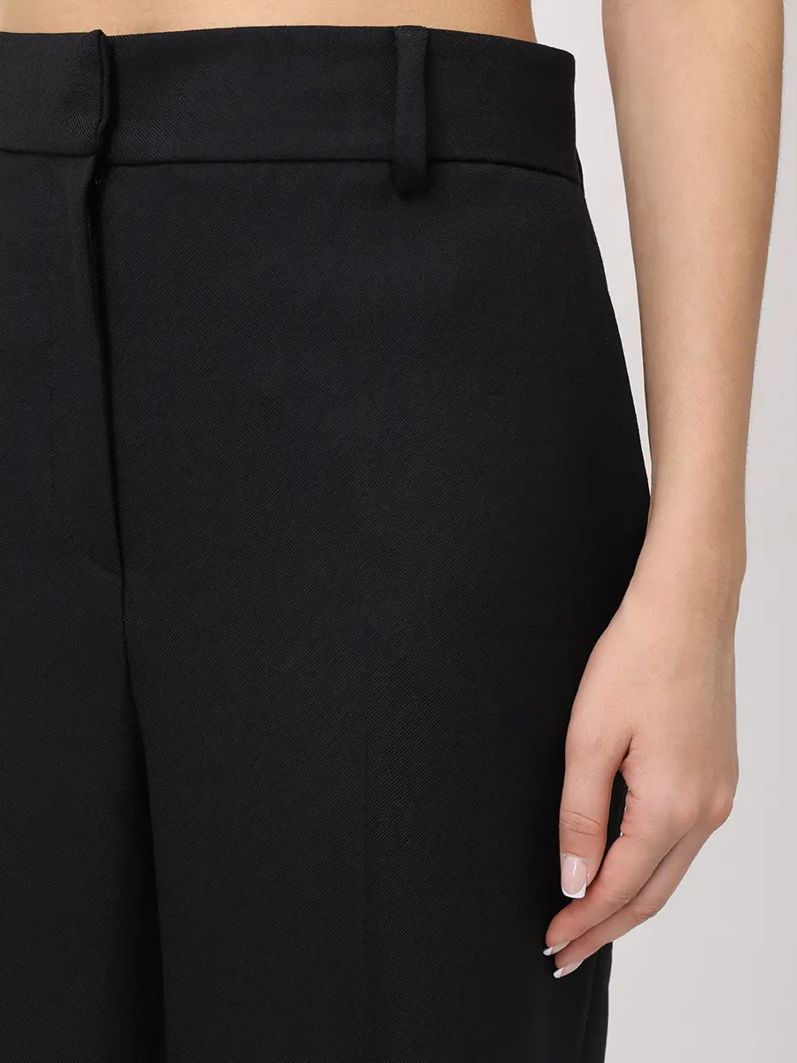 Костюм однотонный