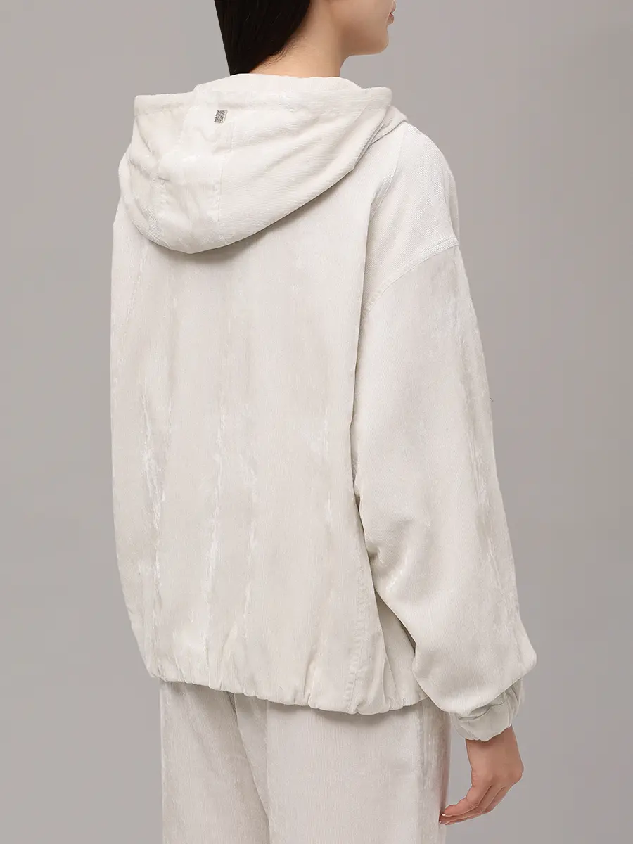 Костюм из вискозы