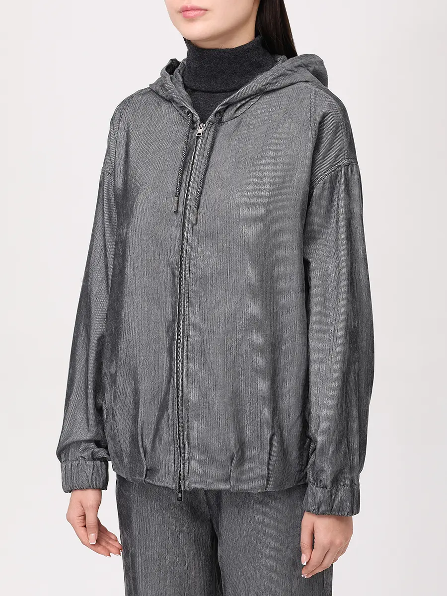 Костюм из вискозы