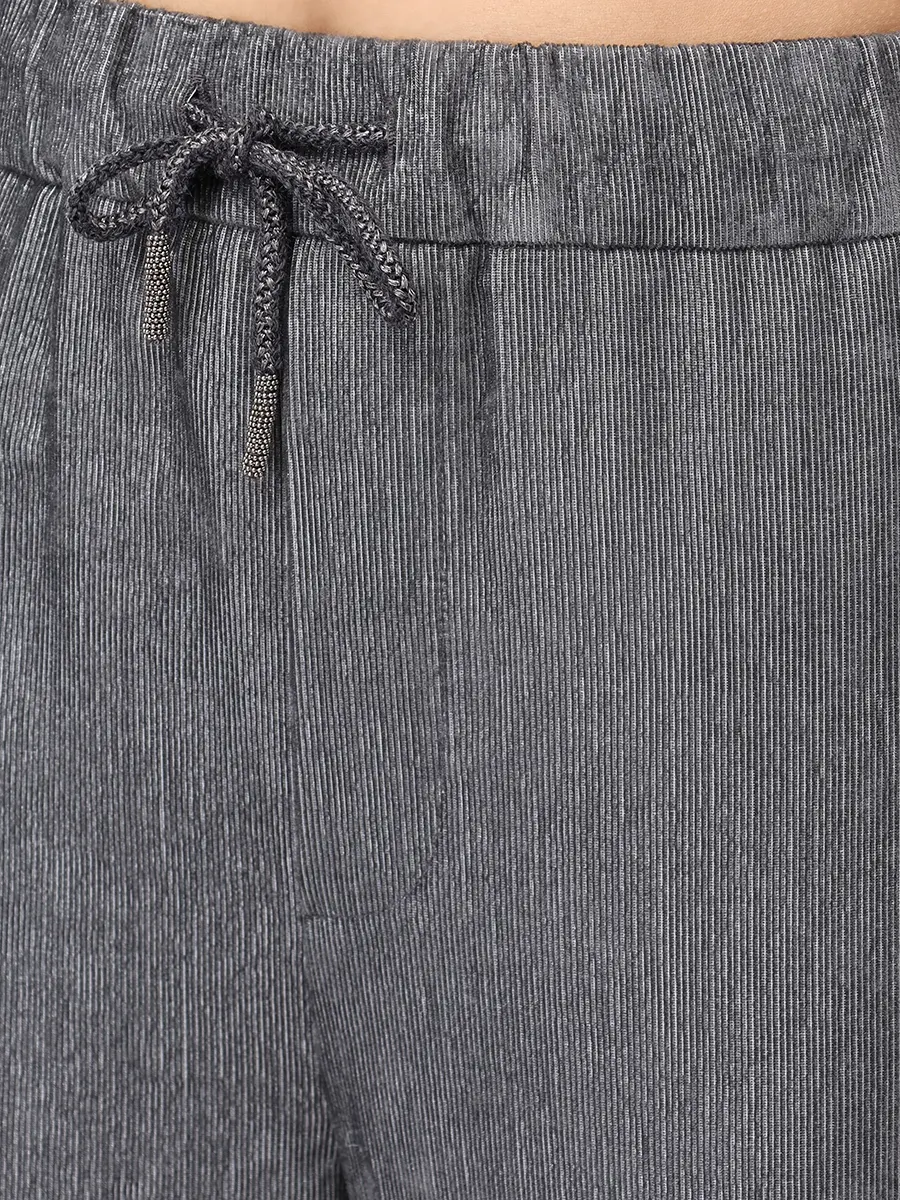 Костюм из вискозы