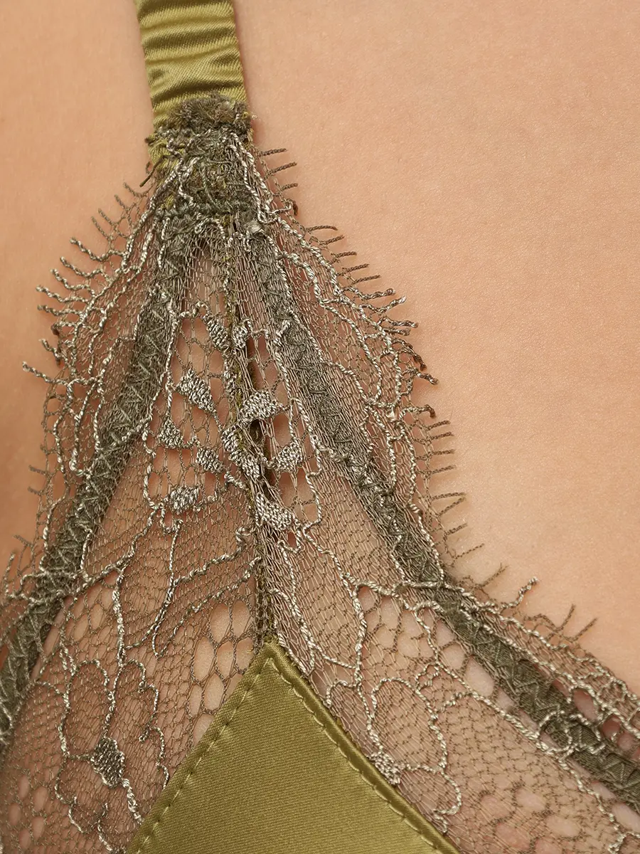 Бюстгальтер с кружевом